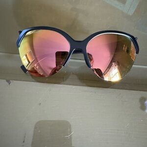 Women’s Oakley sunglasses